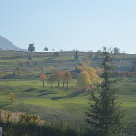 Hotel Golf Valcurone Momperone Zewnętrze zdjęcie