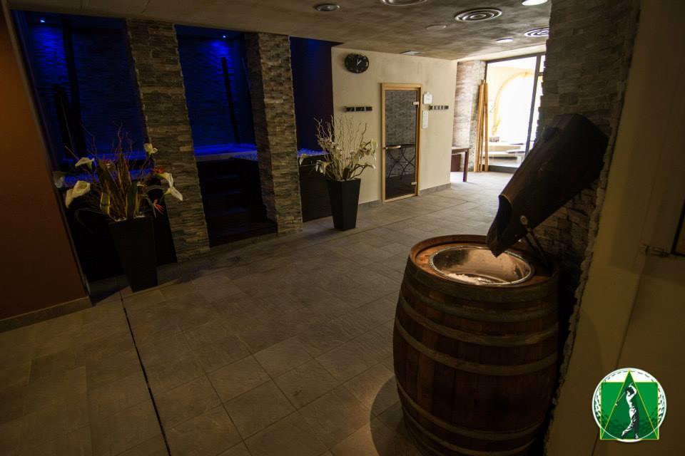 Hotel Golf Valcurone Momperone Zewnętrze zdjęcie