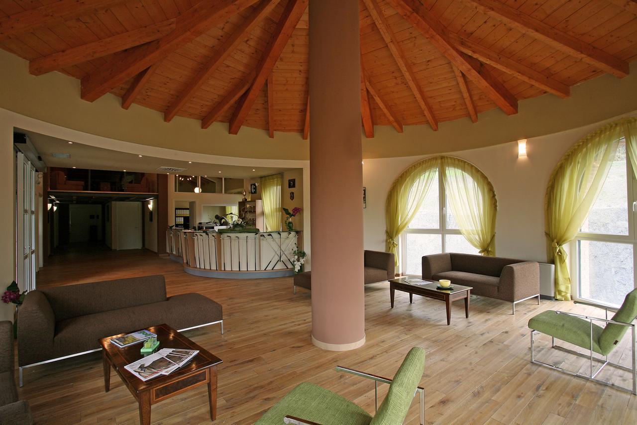 Hotel Golf Valcurone Momperone Zewnętrze zdjęcie